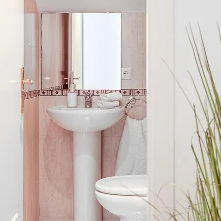 Exclusivo Duplex Con Terraza En Sevilla