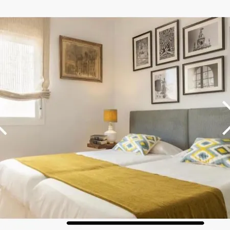 Exclusivo Duplex Con Terraza En * Seville