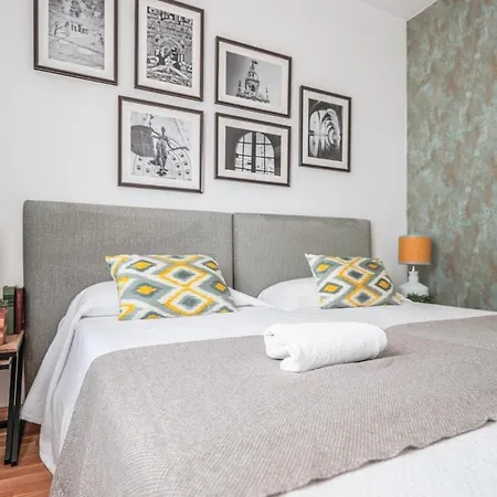 Exclusivo Duplex Con Terraza En * Seville